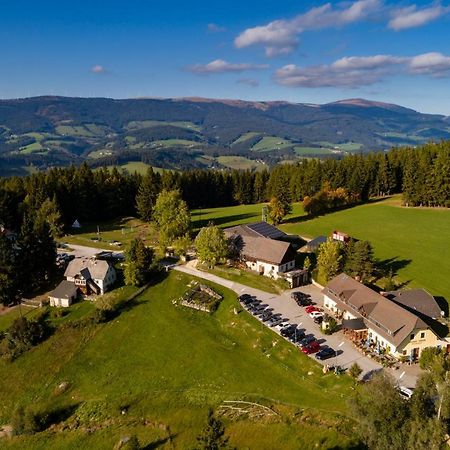 Gasthof Pension Orthofer Sankt Jakob im Walde Dış mekan fotoğraf